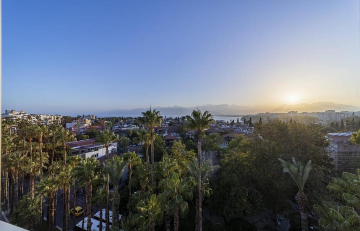 Lovely Flat Near Hadrians Gate Daire Antalya