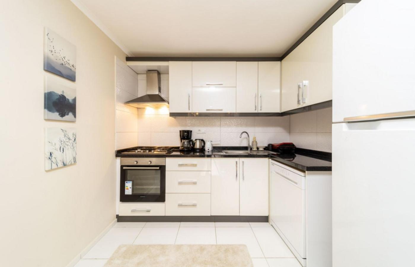 Daire Lovely Flat Near Hadrians Gate